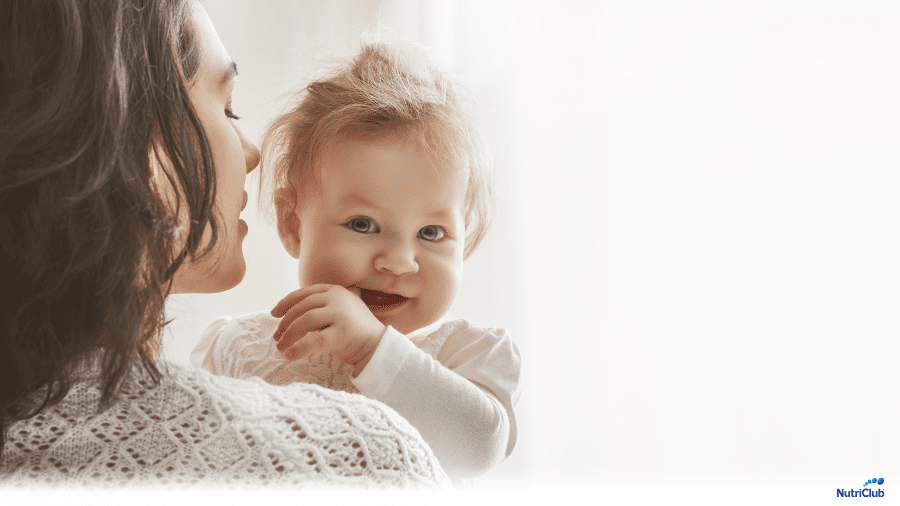 От рождения до 6 месяцев: от крика до лепета