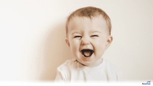 От 6 до 12 месяцев: от слогов до первых слов