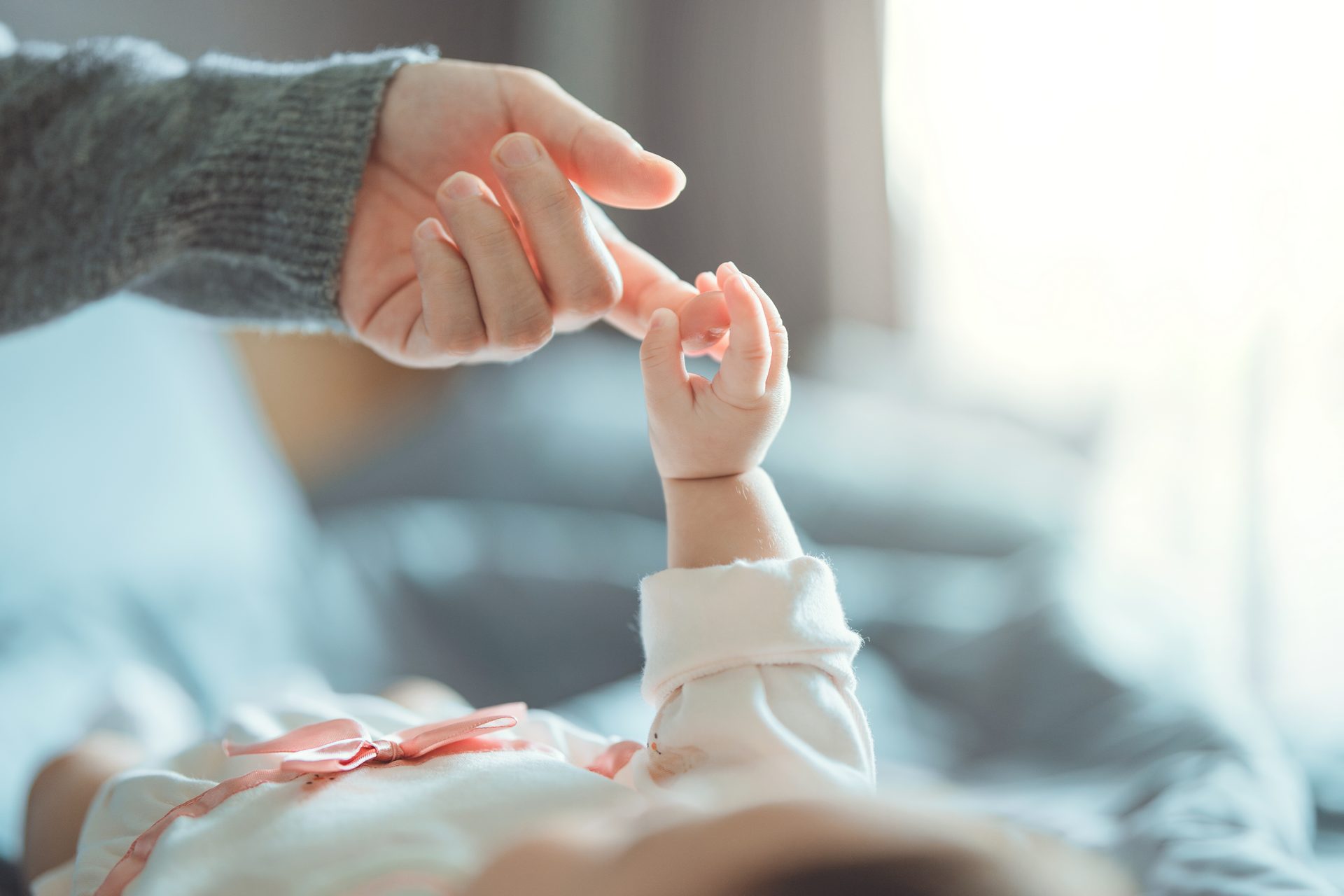 Когда можно гулять с новорожденным после роддома